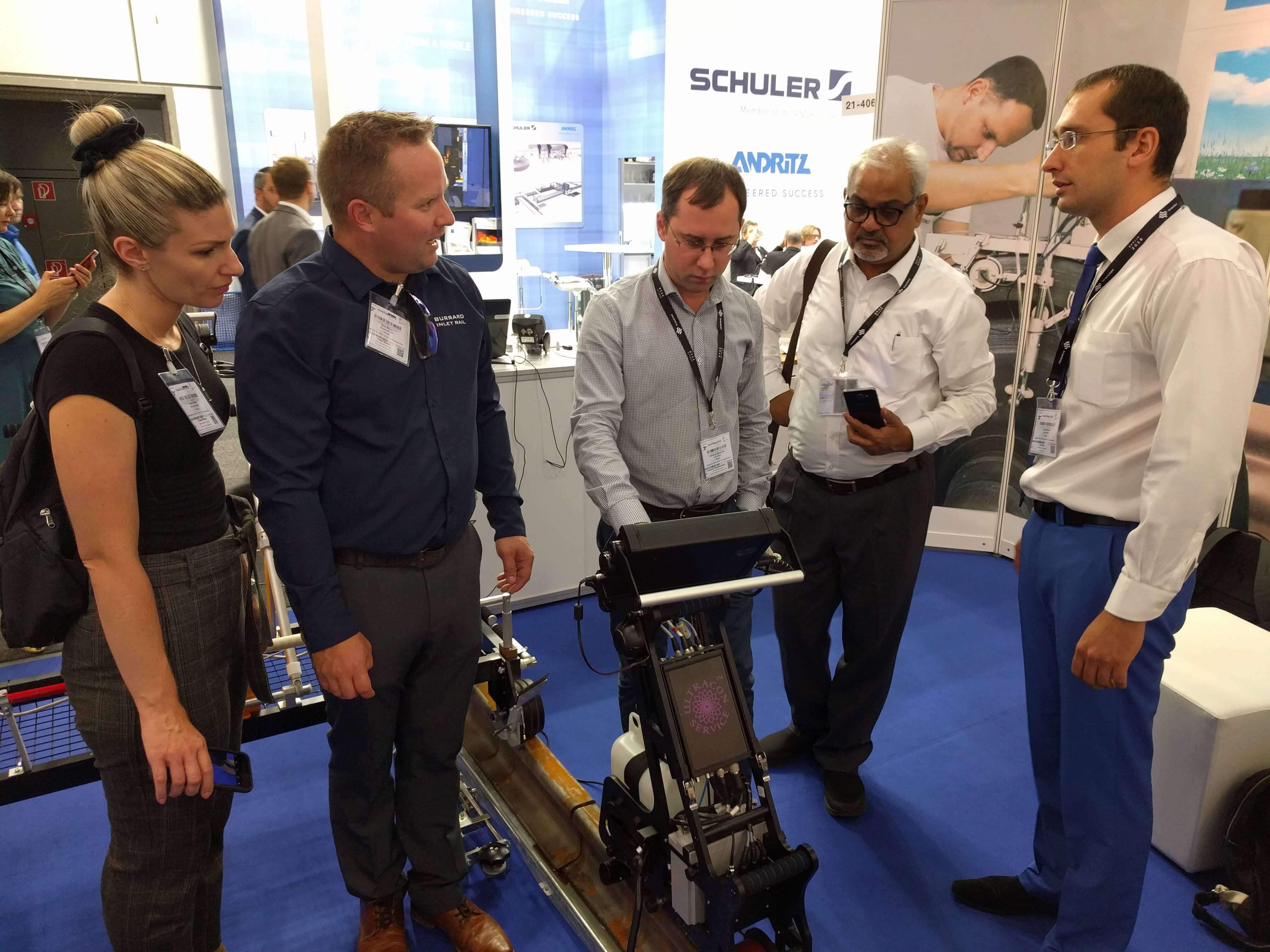 Demonstration of the ultrasonic single rail flaw detector UDS2-77 to the attendees of InnoTrans-2018