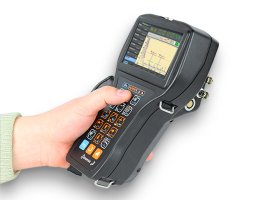 Portable ultrasonic flaw detector Sonocon B version «Thickness Gauge +» in the hand