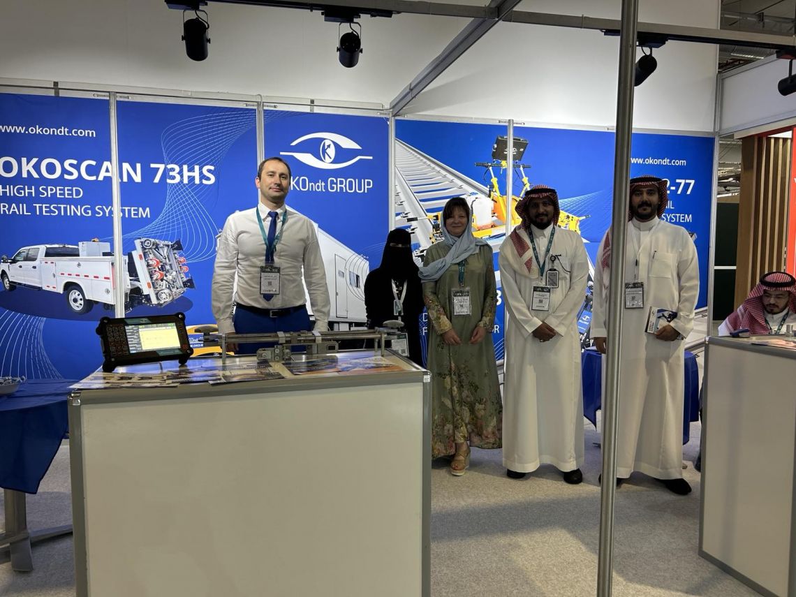 OKOndt GROUP representatives with stand visitors at Saudi International Rail 2025 in Riyadh